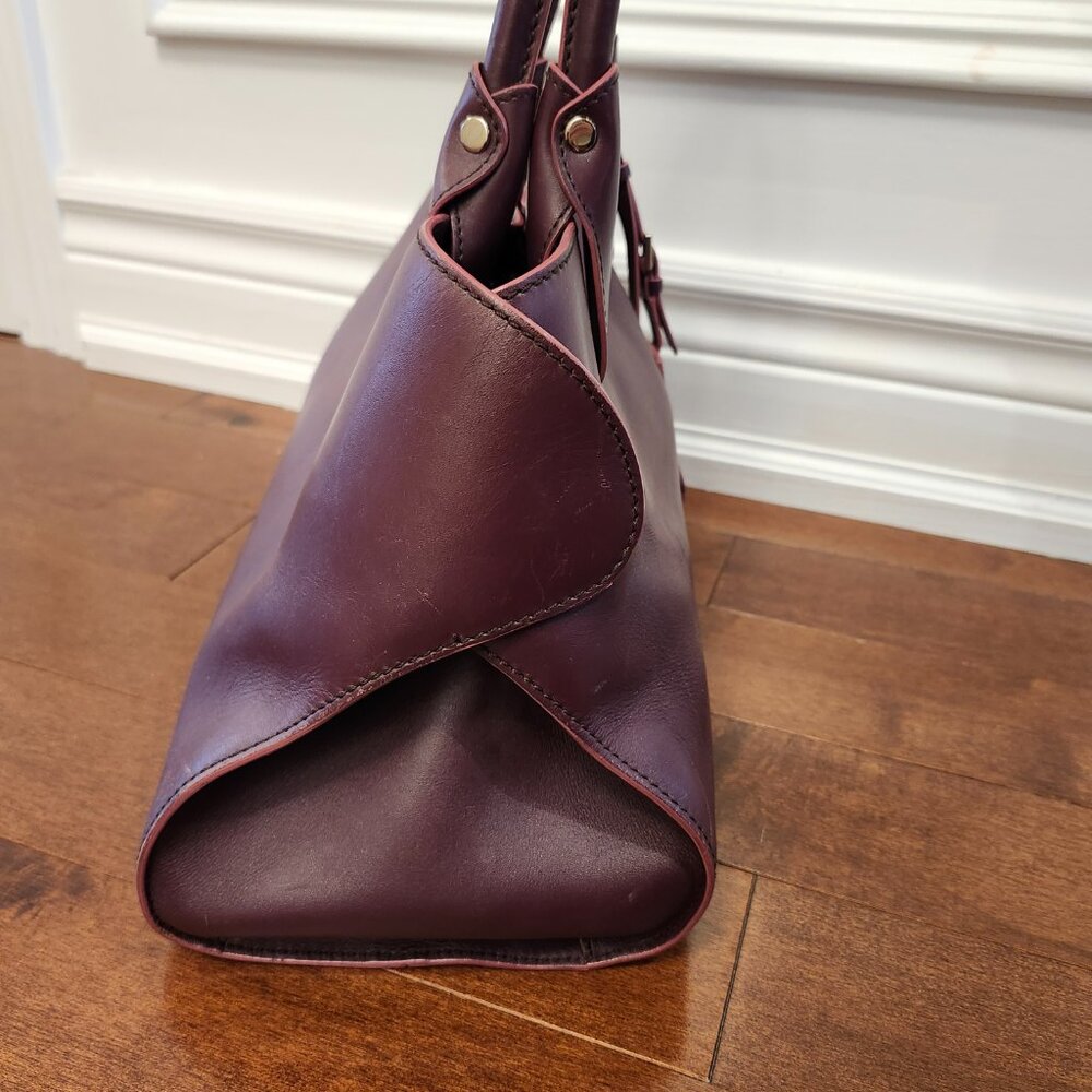 Tod's Burgundy leather cape shoulder bag - Picture 5 of 13